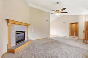 2734 Brooks Ridge Drive, Sun Prairie, WI 53590 - Photo 11