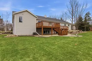 2734 Brooks Ridge Drive, Sun Prairie, WI 53590 - Photo 53