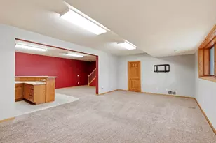 2734 Brooks Ridge Drive, Sun Prairie, WI 53590 - Photo 45