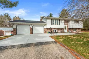 1211 18th Dr, Arkdale, WI 54613 - Photo 3