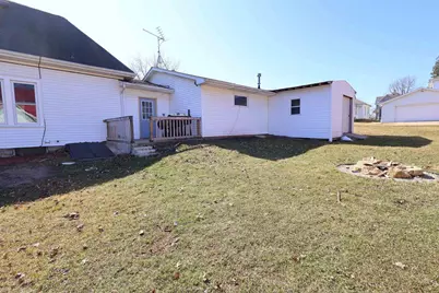 529 S Harrison Street, Lancaster,  53813 - Photo 5