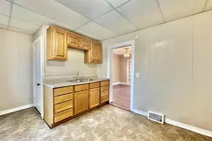 957 W Grand Ave, Beloit, WI 53511 - Photo 31