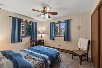 820 E Center Street, Juneau, WI 53039 - Photo 13