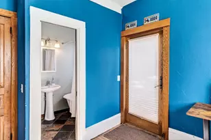 1137 Elizabeth St, Madison, WI 53703 - Photo 21