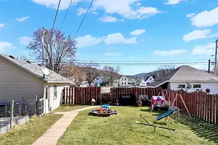 310 N Wacouta Ave, Prairie Du Chien, WI 53821 - Photo 3