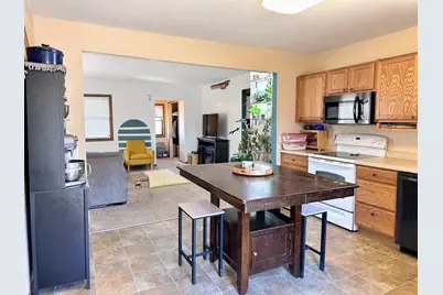 310 N Wacouta Avenue, Prairie Du Chien, WI 53821 - Photo 7