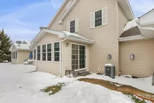 1084 Stonewood Crossing, Sun Prairie, WI 53590 - Photo 33