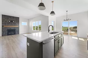 L181 Clemens Dr, Arlington, WI 53911 - Photo 7