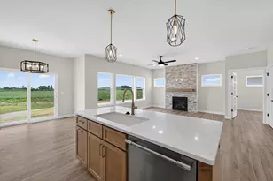 L181 Clemens Dr, Arlington, WI 53911 - Photo 9
