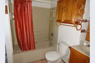 302 W Division St, Fond du Lac, WI 54935 - Photo 33