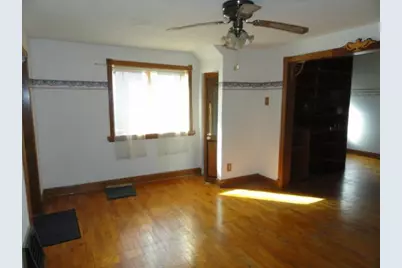 302 W Division St, Fond du Lac, WI 54935 - Photo 23