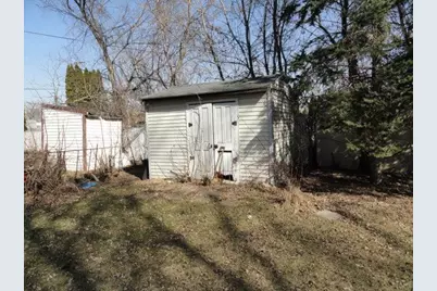 302 W Division St, Fond du Lac, WI 54935 - Photo 7