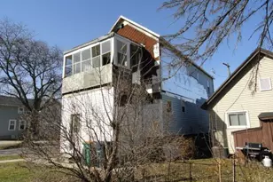 302 W Division St, Fond du Lac, WI 54935 - Photo 5