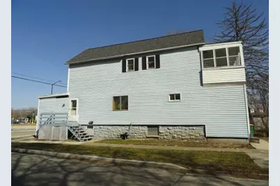 302 W Division St, Fond du Lac, WI 54935 - Photo 13