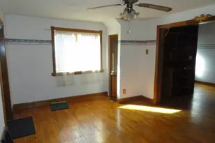 302 W Division St, Fond du Lac, WI 54935 - Photo 23