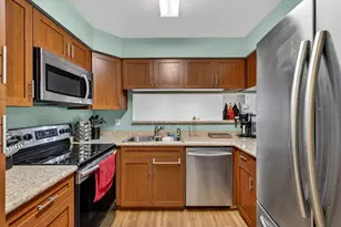 926 Harbor House Dr, Madison, WI 53719 - Photo 11