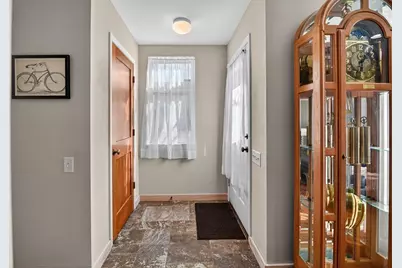 5334 Lake Park Boulevard, Madison, WI 53713 - Photo 3