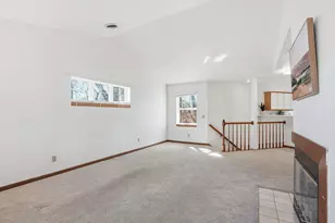 6243 Middleton Springs Dr, Middleton, WI 53562 - Photo 9