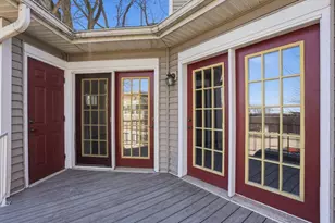 6243 Middleton Springs Dr, Middleton, WI 53562 - Photo 29