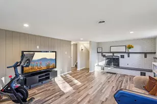 S9061 Meadowdale Rd, Prairie Du Sac, WI 53578 - Photo 23