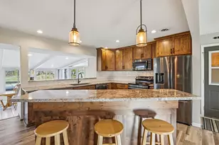 S9061 Meadowdale Rd, Prairie Du Sac, WI 53578 - Photo 17