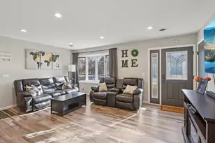 S9061 Meadowdale Rd, Prairie Du Sac, WI 53578 - Photo 9