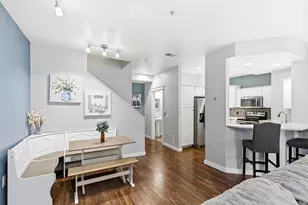 8275 Starr Grass Dr, Madison, WI 53719 - Photo 5