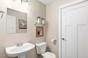 8275 Starr Grass Dr, Madison, WI 53719 - Photo 15