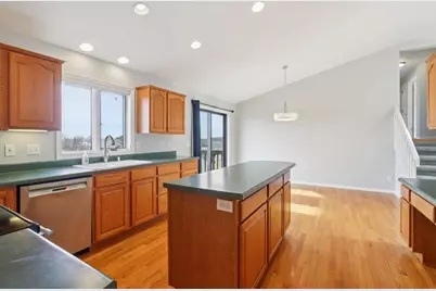 8580 Stonebrook Circle, Middleton, WI 53562 - Photo 11