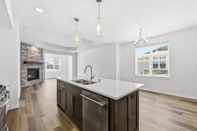 1455 Sandhill Lane #2402, Mukwonago, WI 53149 - Photo 5