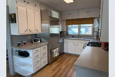 407 Wilson Street, Edgerton, WI 53534 - Photo 3