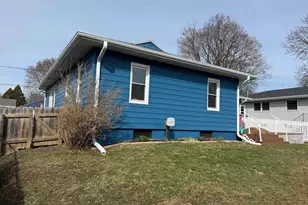 407 Wilson St, Edgerton, WI 53534 - Photo 39