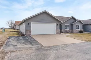 126 Jennifer Cir, Mount Horeb, WI 53572 - Photo 1