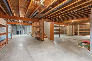 126 Jennifer Cir, Mount Horeb, WI 53572 - Photo 25