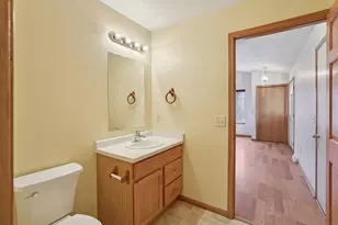 844 Dunn Ave, Oregon, WI 53575 - Photo 13