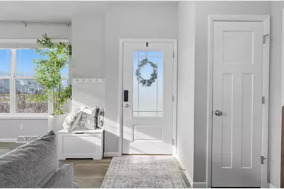 1137 Okeeffe Avenue, Sun Prairie, WI 53590 - Photo 3