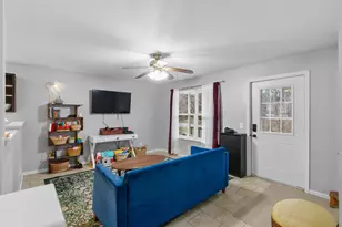 316 Madison St, Pardeeville, WI 53954 - Photo 5