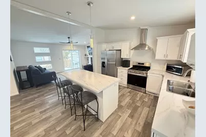 N65W22201 Saint James Drive #M57, Sussex, WI 53089 - Photo 5