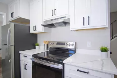 30 Whitcomb Circle #10 D, Madison, WI 53711 - Photo 3