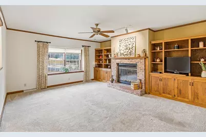 4444 Wurbro Drive, West Bend, WI 53090 - Photo 11