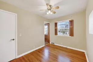 521 Orchard Dr, Madison, WI 53711 - Photo 13