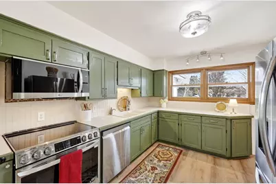 521 Orchard Drive, Madison, WI 53711 - Photo 9