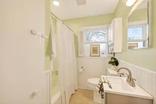 521 Orchard Dr, Madison, WI 53711 - Photo 15