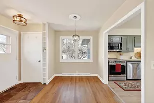 521 Orchard Dr, Madison, WI 53711 - Photo 7