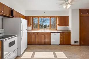 425 Howard St, Ripon, WI 54971 - Photo 19