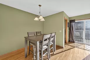 719 Cricket Ln, Madison, WI 53562 - Photo 7