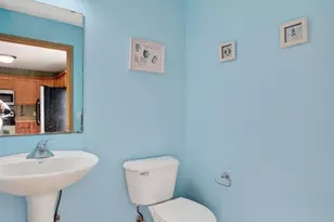 719 Cricket Ln, Madison, WI 53562 - Photo 13