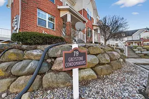 719 Cricket Ln, Madison, WI 53562 - Photo 27