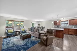 8918 Silkwood Trail, Verona, WI 53593 - Photo 3