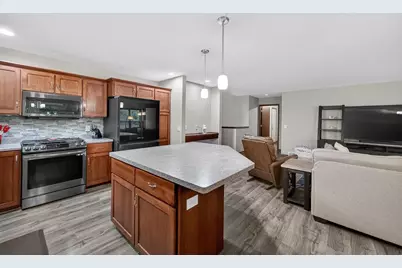 8918 Silkwood Trail, Madison, WI 53593 - Photo 9